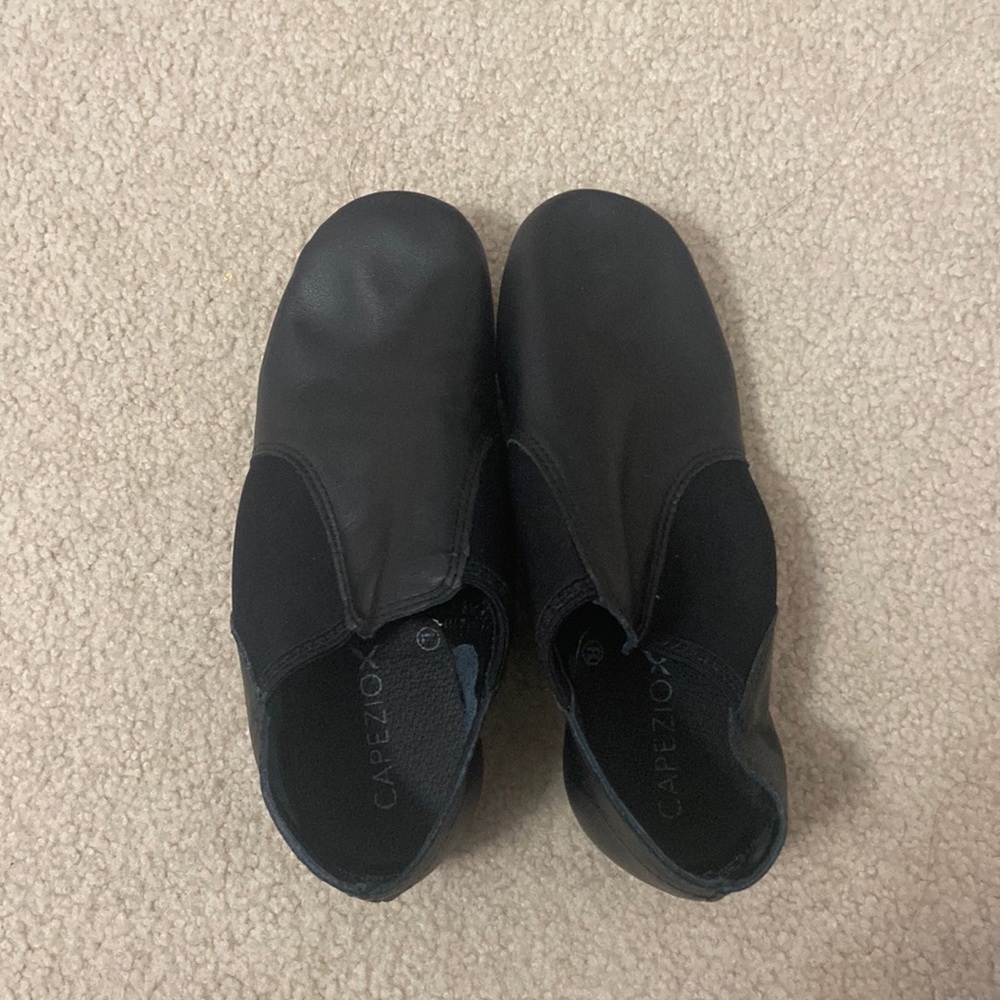black jazz shoes brand new bought & forgot to return